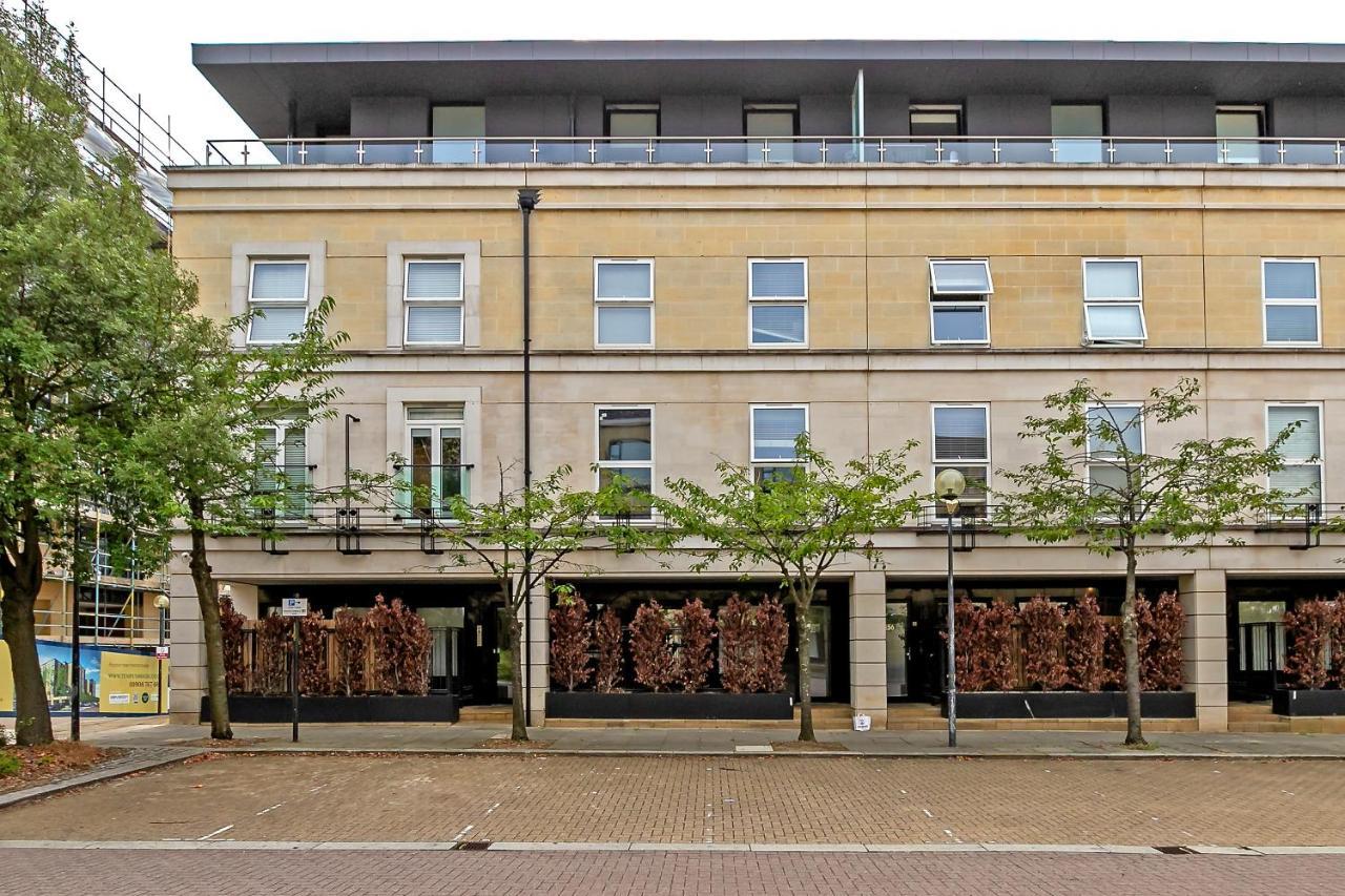 The Diamond Suite at MK City Centre Milton Keynes Exterior photo
