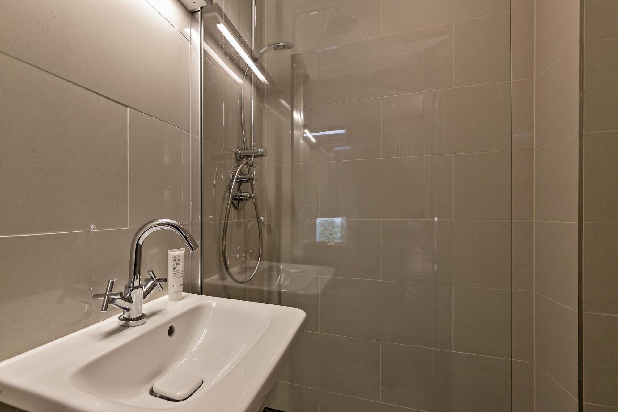 The Diamond Suite at MK City Centre Milton Keynes Exterior photo